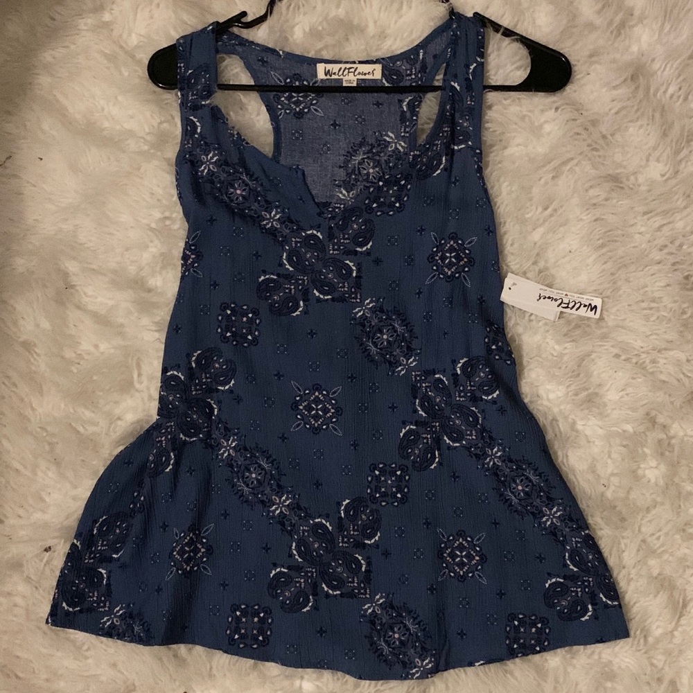 🌜NWT Wallflower boho tank
